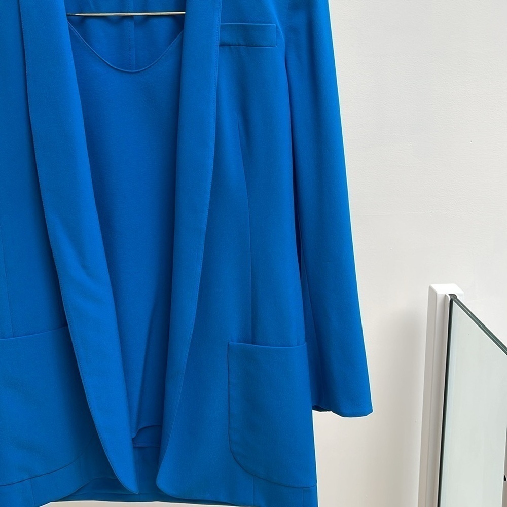 AKRIS 100% Silk blue blazer jacket with matching tank size 2 - Picture 2 of 8